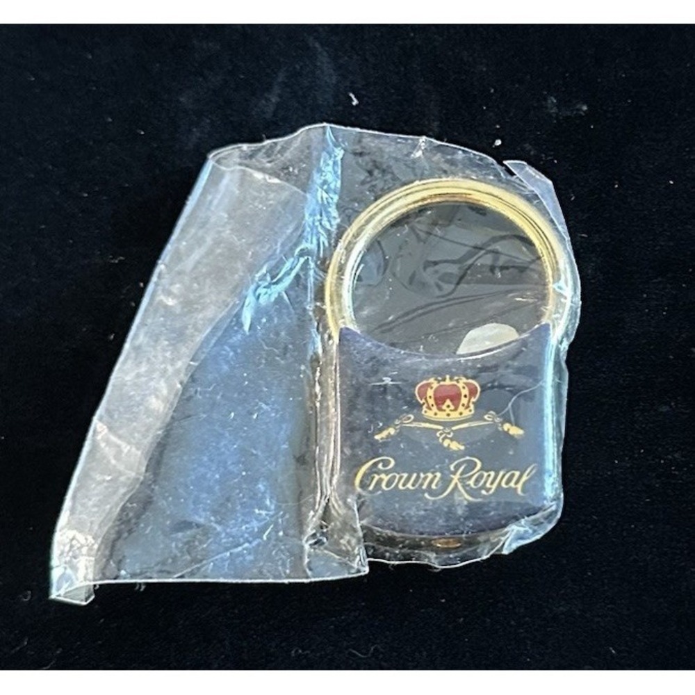 Crown Royal Logo Promo Keychain - The Society Of The Crown - Gold Tone
